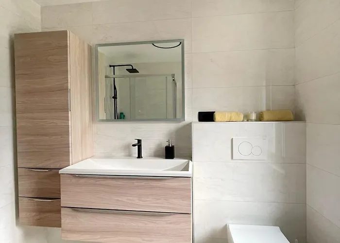 Apartma Bubi דירה *